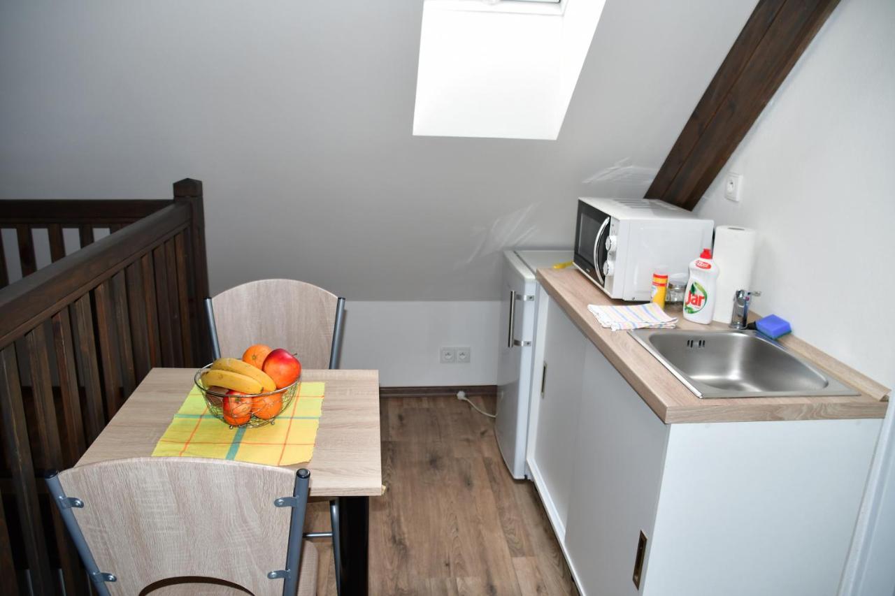Na Utesu Apartment Jindřichŭv Hradec Exterior foto