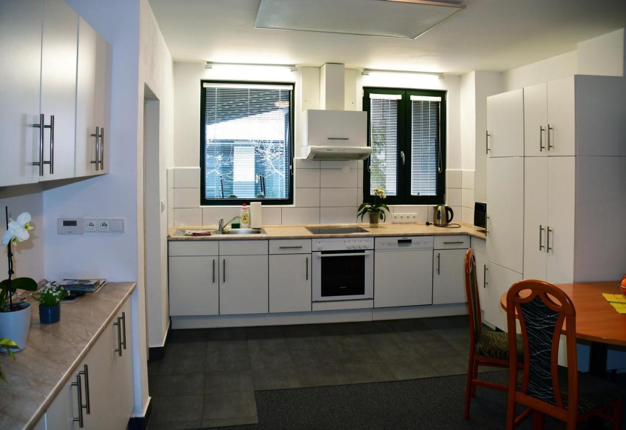 Na Utesu Apartment Jindřichŭv Hradec Exterior foto
