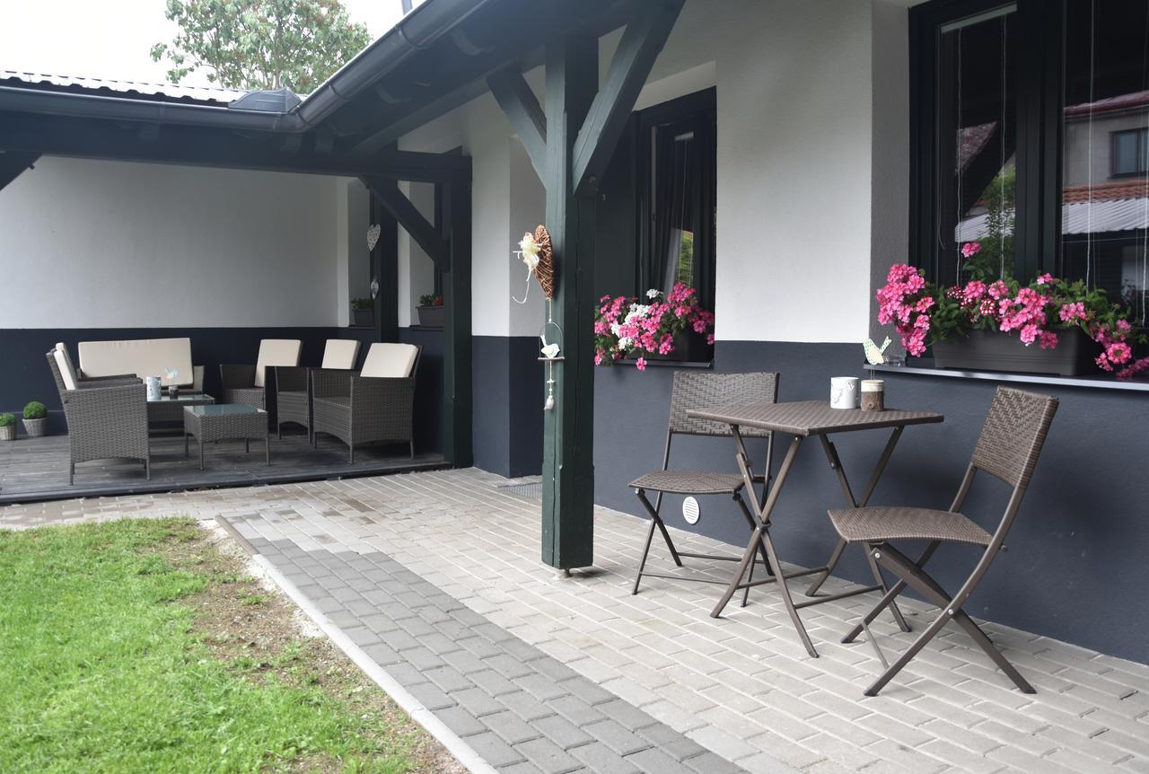 Na Utesu Apartment Jindřichŭv Hradec Exterior foto