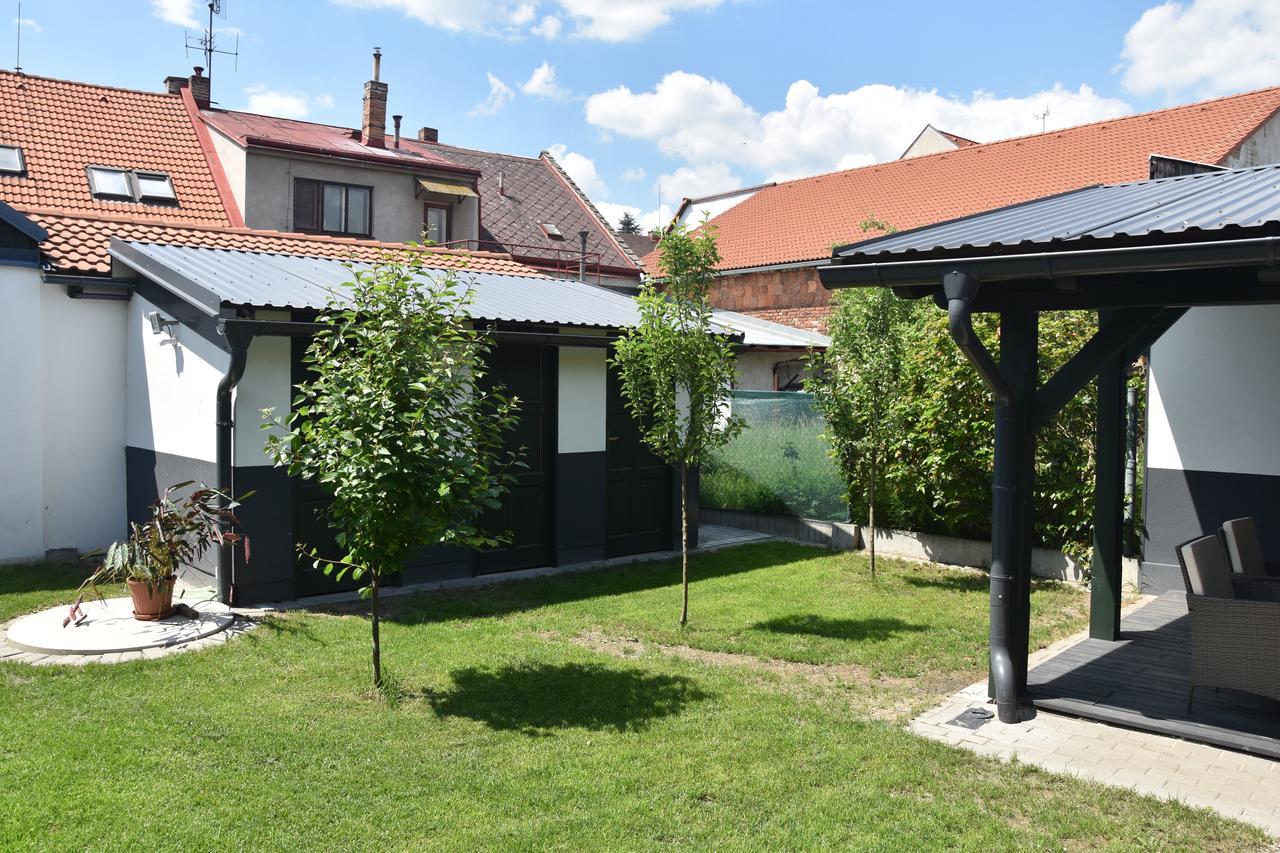 Na Utesu Apartment Jindřichŭv Hradec Exterior foto